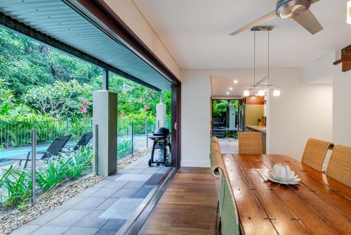 Three-Bedroom Villa image 10