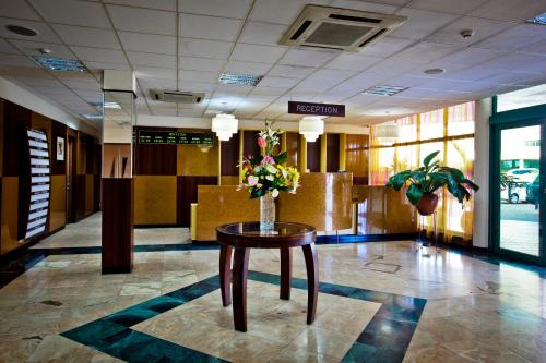 Lobby, Alisa Hotel North Ridge in Accra