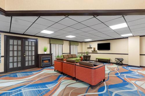 Lobby, Baymont by Wyndham Knoxville I-75 in Knoxville (TN)