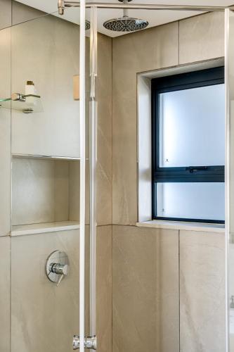 7 on Bantry Luxury Apartments - image 11
