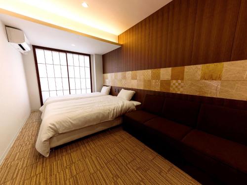 Superior Twin Room image 1