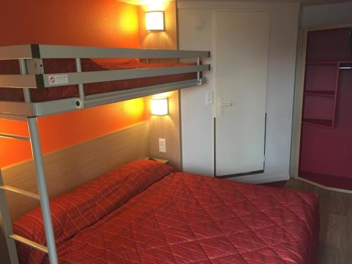 1 queen bed