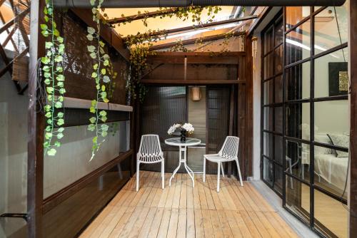 MILAN-Twin Bed Apartment with Sunlit yard, Shanghai
