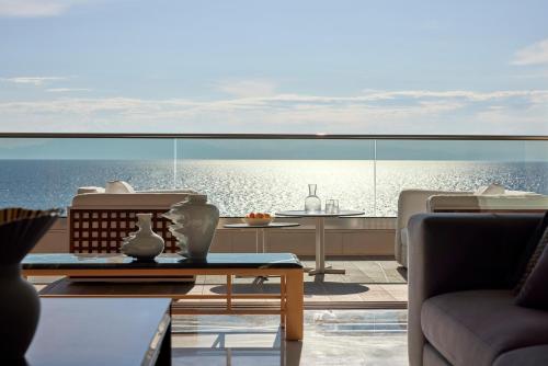 מרפסת, Pomegranate Wellness Spa Hotel in כלקידיקי