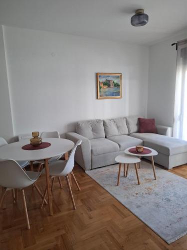 Apartman Astra
