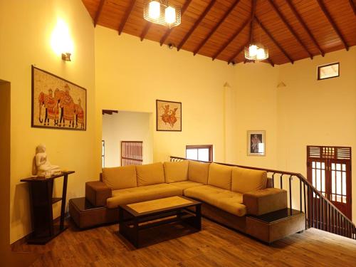 Lobi, Sooriya Resort Kandy in Haragama