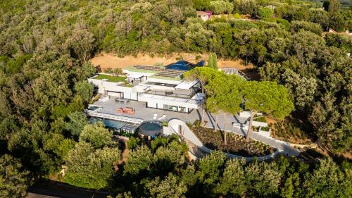 A szálláshely kívülről, Extreme Luxury Villa in Punta Ala with Private Pool, SPA and Gym in Punta Ala