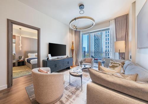 Stunning 1 BR Apartment Burj Khalifa & Dubai mall - image 14