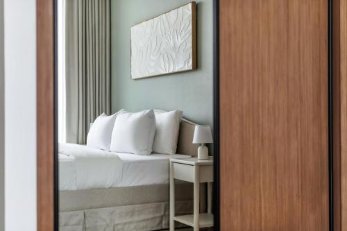 DAYF-AMB Brand New Cozy 1 Bed up to 4 Guests, Dubai (foto 10)