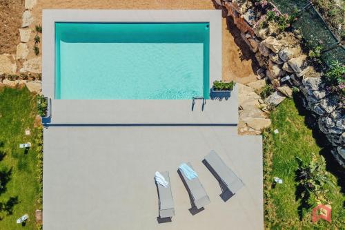 Cute Holiday Home & Pool by Scopello Sea