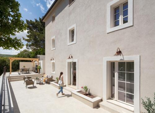 入口, Porto Ventisette in 科茲里奇