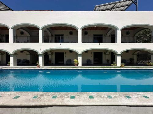 Tranquil Studio Suite with Outdoor Pool in Ajijic, Mexico