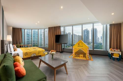 room detail thumbnail 1