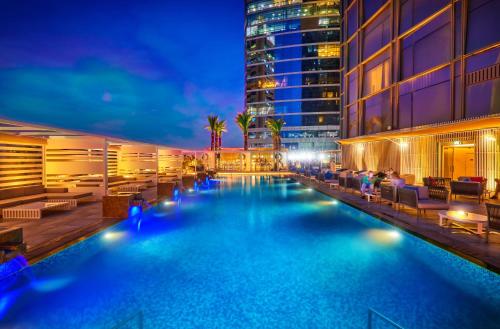 Restaurant, Media One Hotel Dubai in Dubai Marina