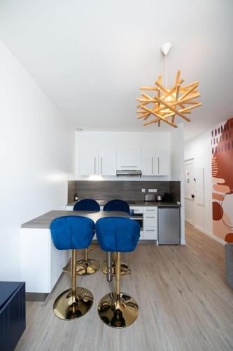 Le Hirvi - cocon zen et épuré à 10min Vieux Lyon, Lyon (zdjęcie 10)