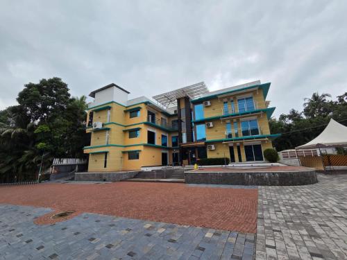 PetRose Business Hotel in Kolenchery