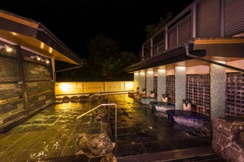 Jinzukyo Kasuga Onsen Tominowa, Tojama (fotografie 7)