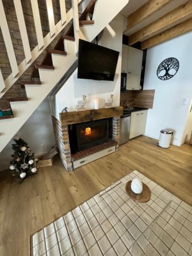 Chalet de charme pied des pistes in 拉吉奧爾