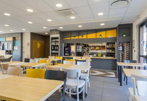 Ресторан, B&B Hotel MEAUX in Meaux