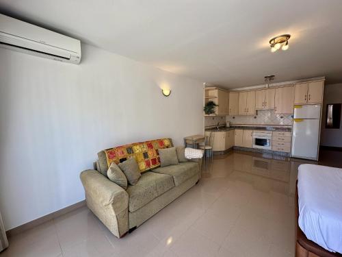 R1384 Casa Cleo - image 3