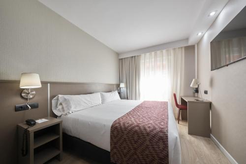 Premium Double Room room in Catalonia Park Guell