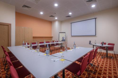 Golden Tulip Villa Massalia - image 12