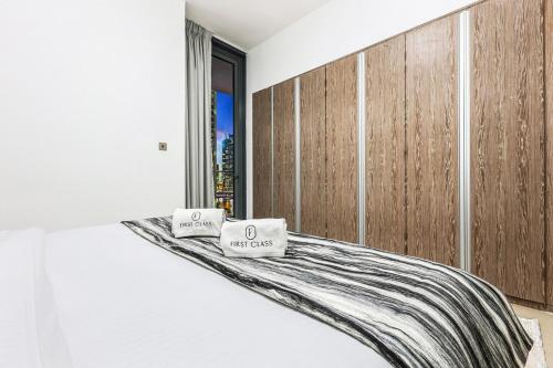 Stylish Dubai Marina 2BR with Balcony, Pool, Gym Walk to Marina Walk & JBR, Dubai (foto 9)
