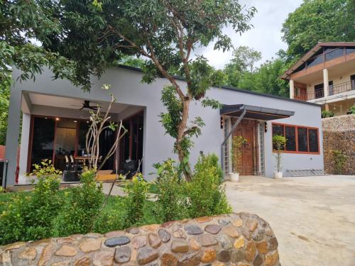 Exterior view, Moonlight Residence Pai in Mae Na Toeng