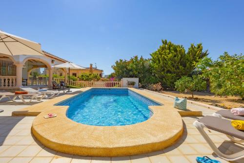 Villa with Private Pool image 6