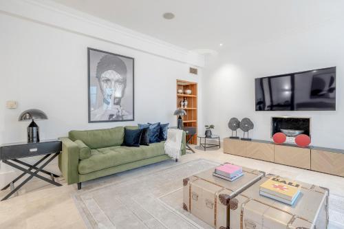 Spacious modern 2bed2.5bath in Pimlico-Victoria - image 9