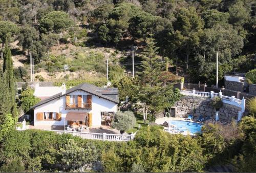 Swiss style villa near Barcelona 10min to beach