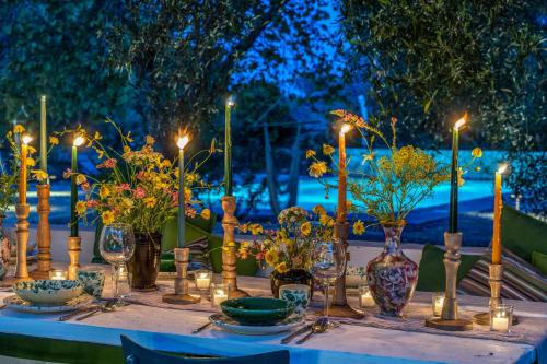 บริการและสิ่งอำนวยความสะดวก, Trulli, cicale e olive in เชลเย เมสซาปิกา