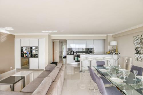 Appart belle vue mer et plage proche de Monaco in كاب-د‘ايل