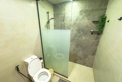 Urban 1BHK Apartment with Sea View, Dubai (photo 6)