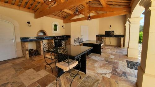 Echappée en Provence (Echappee en Provence) in Rochegude