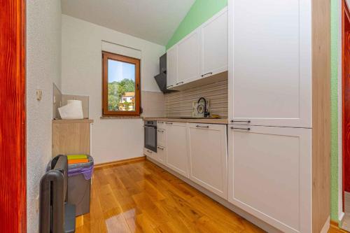Apartment image 9