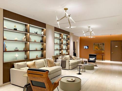 Elegant 1BR Stay in Sobha Creek Luxury Apartment Near Dubai Canal, Dubai (photo 7)