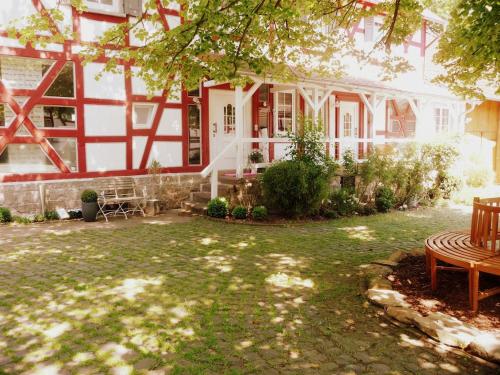 Exterior view, Exklusive Wellnessoase Shambala in Grunberg