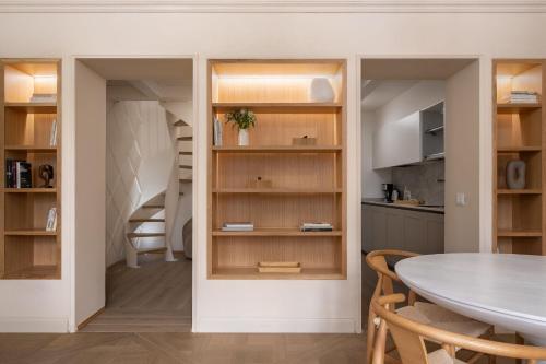 Duplex Apartment image 9