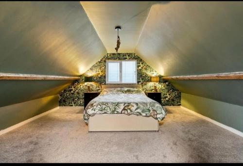 Cozy Dover House with 4 Bedrooms in Dover