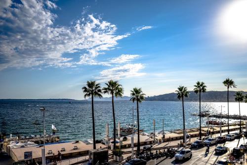 2P Front de mer Juan Les Pins Palais Juan