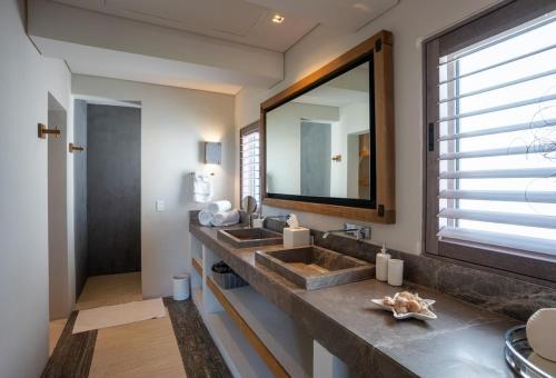 CasaZul, Luxury Beachfront Villa with Infinity Pool, Cancún (photo 9)