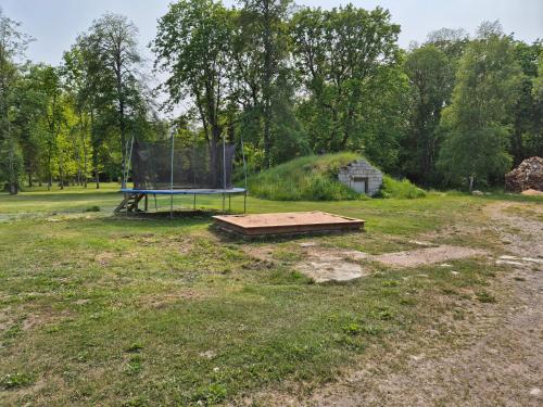 Spēļu laukums, Karjalasma Mägramaja (Karjalasma Magramaja) in Võhma
