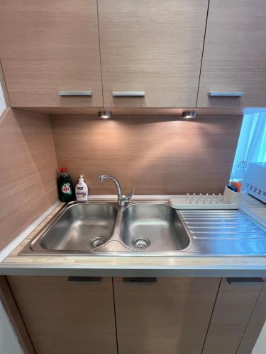 Cozy 1BDR with Jacuzzi and WiFi near Vitosha BLVD, Sofia (Foto 9)