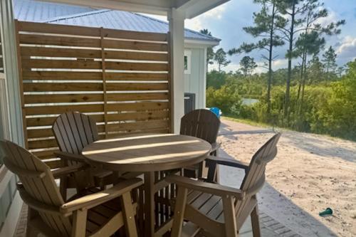 Ouh La La at Summer Salt, Orange Beach