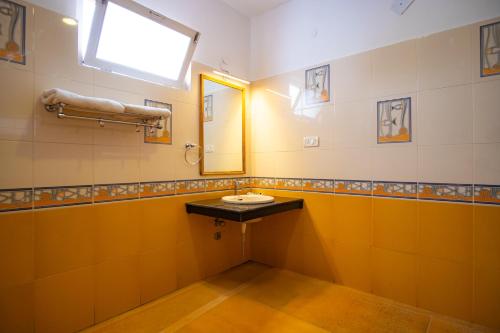 Suite image 2