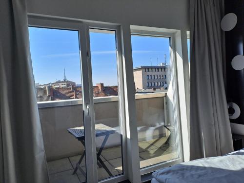 French Cosy Room with Balcony - Top Floor image 5