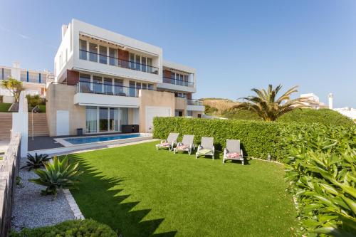CoolHouses Algarve Luz, Ocean front 4 Bed house w/ pool, Casa da Pipa gîte à louer Praia da Luz