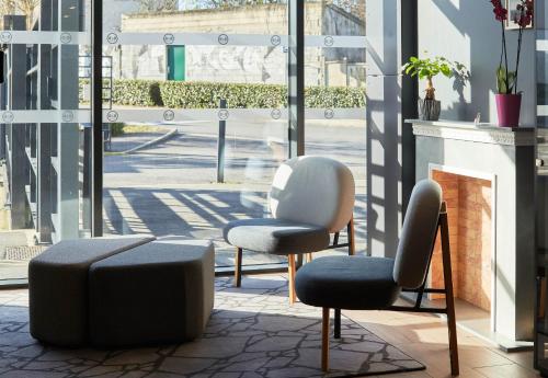B&B HOTEL Igny Palaiseau - 편의 시설/서비스