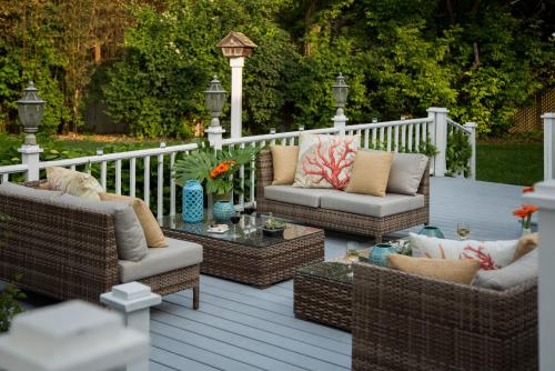 Shelter Island House - main image